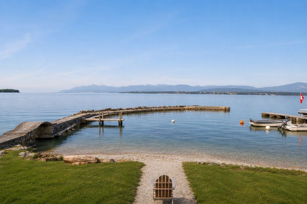 Exceptional Waterfront Villa with Private Marina in Nyon